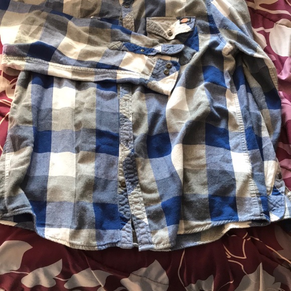 Flannel - Picture 4 of 5